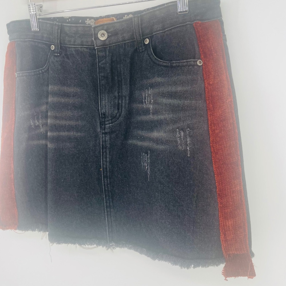 POL Black Distressed Denim Mini Skirt Rust Corduroy Stripe Raw Hem size L NWT - Picture 3 of 12
